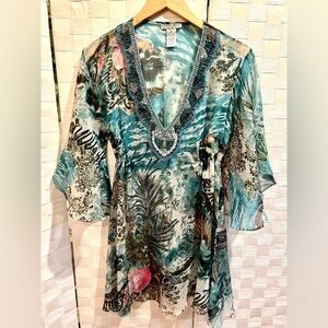 Alberto Makali Multicolor Beaded V-Neck Top